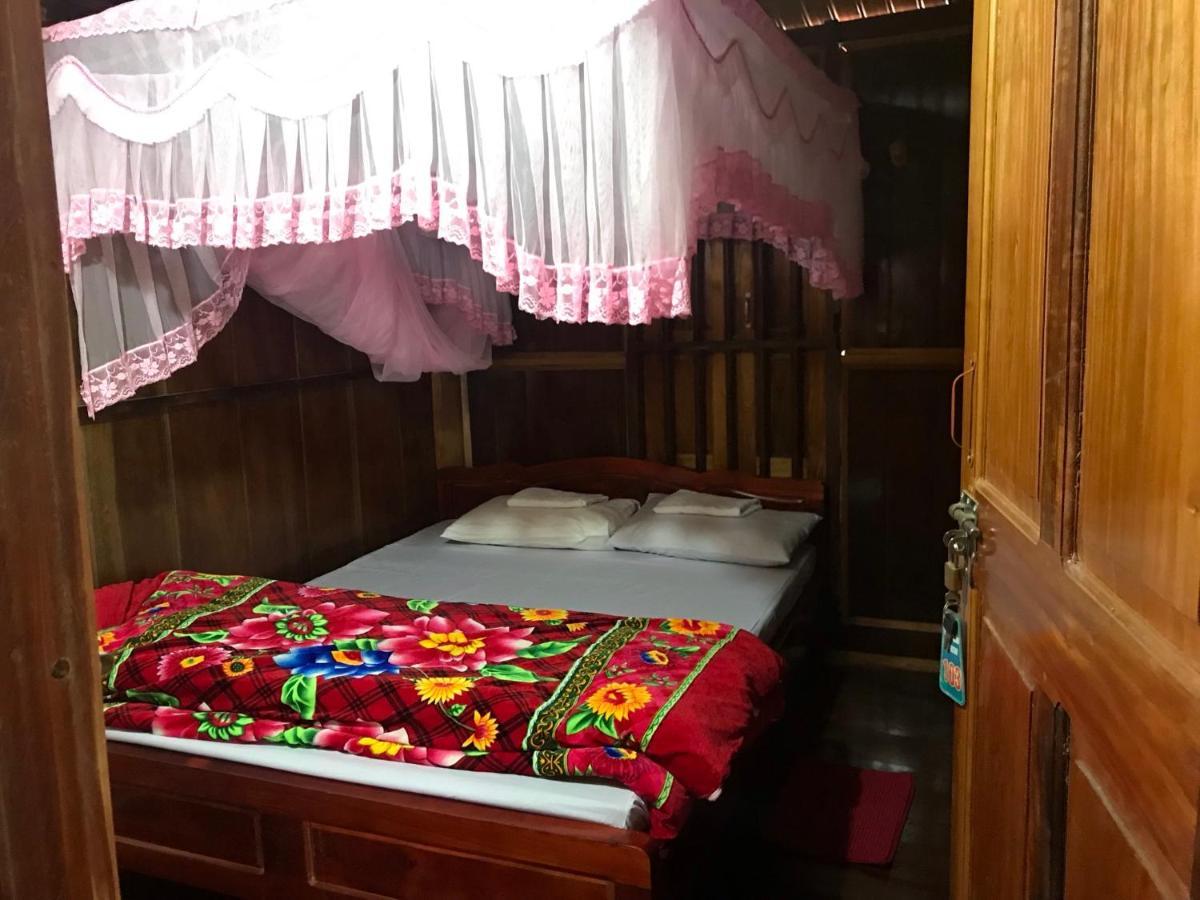 Hoang Quan Homestay Ba Be Exterior photo