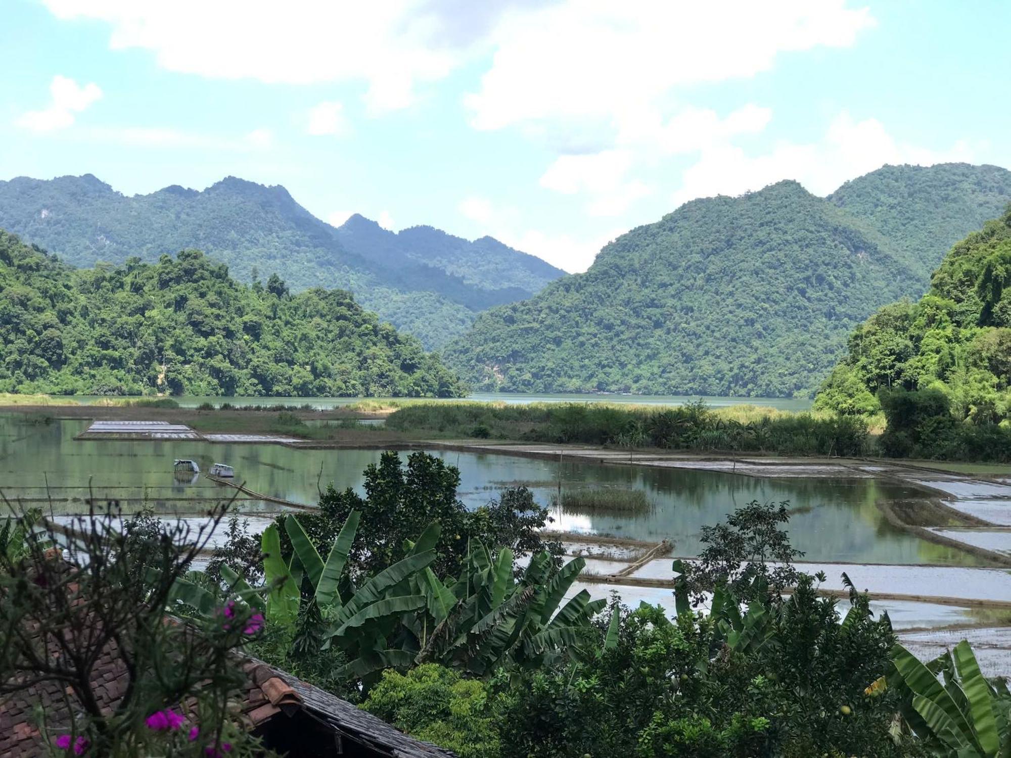 Hoang Quan Homestay Ba Be Exterior photo